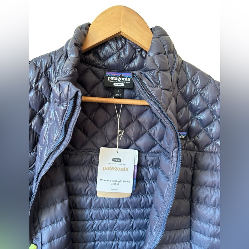 Patagonia Women's AlpLight Down Jacket Smolder Blue Slim Fit Zipper Size L - Picture 6 of 14
